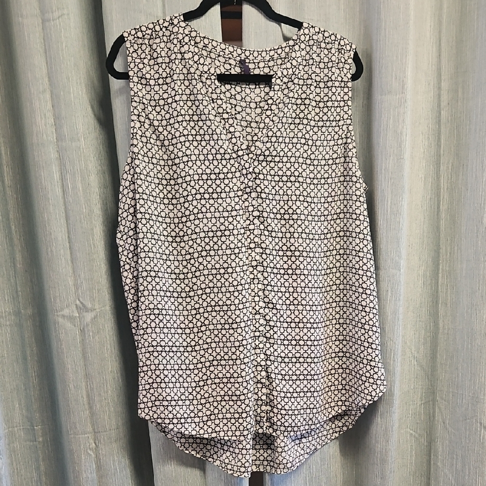 NYDJ Black and White Patterned Top